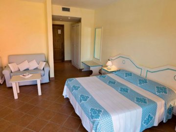 hotelkamer in santa teresa di gallura - hotel la funtana.jpg